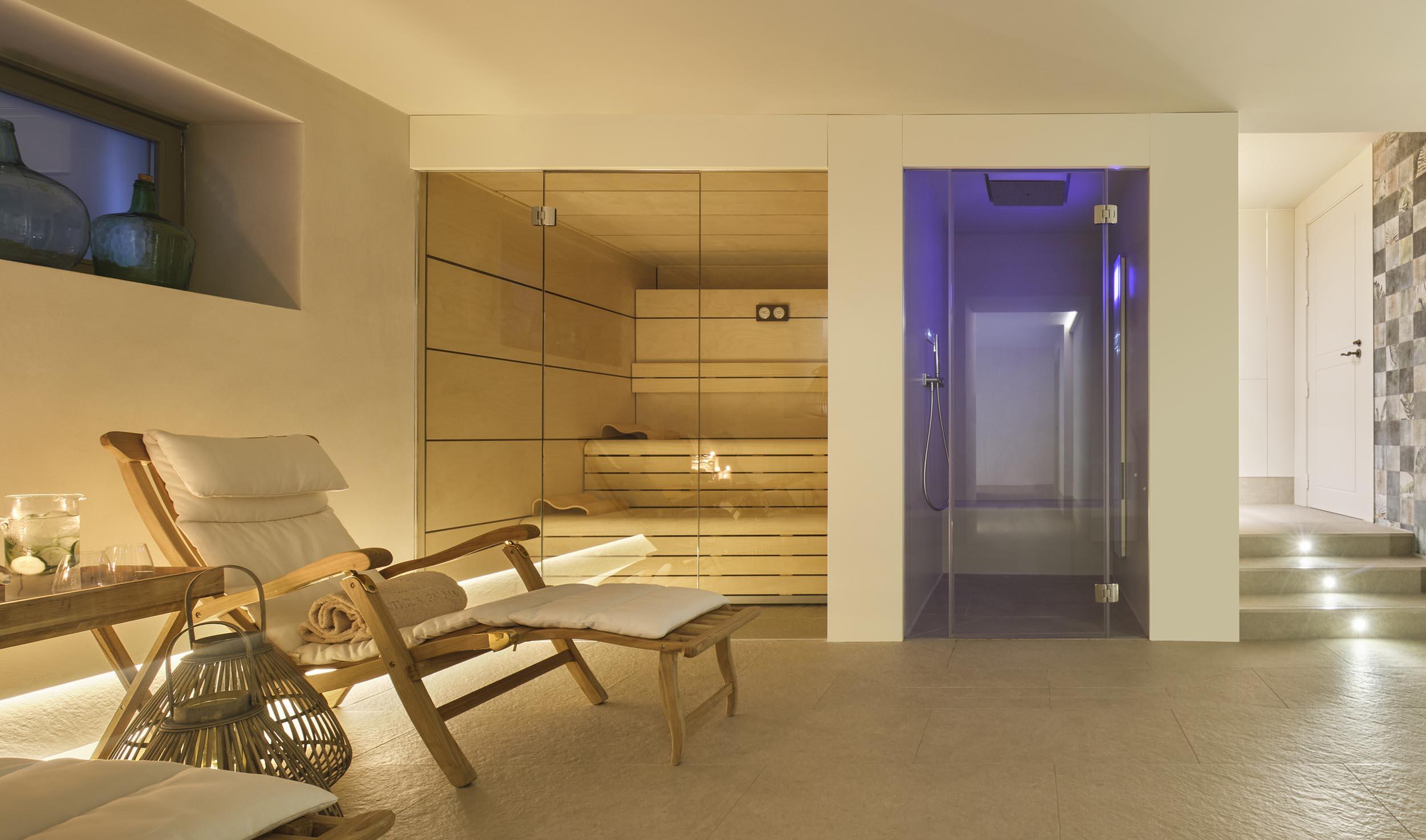 Hotel Antigua Palma - Casa Noble Exterior photo A modern steam room