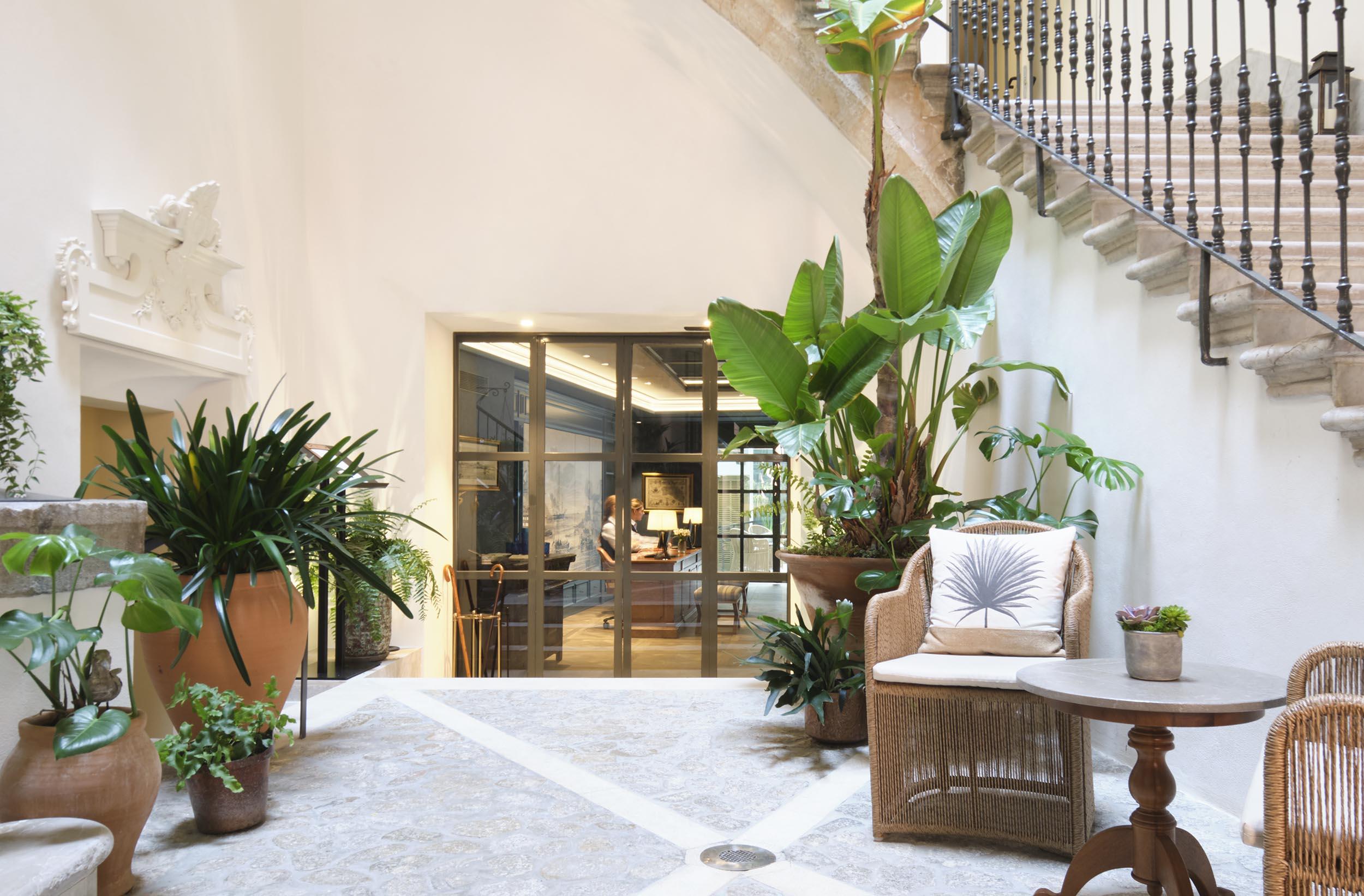 Hotel Antigua Palma - Casa Noble Exterior photo Interior of the hotel