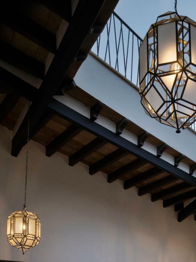 Hotel Antigua Palma - Casa Noble Exterior photo A ceiling corbelled with a square corbel